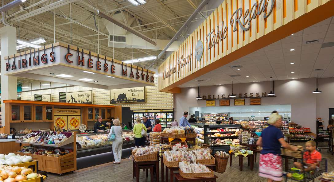 Tables Come To Life At The New Reasor's In Tulsa, Oklahoma